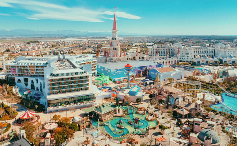 Nickelodeon Hotels  Resorts Antalya