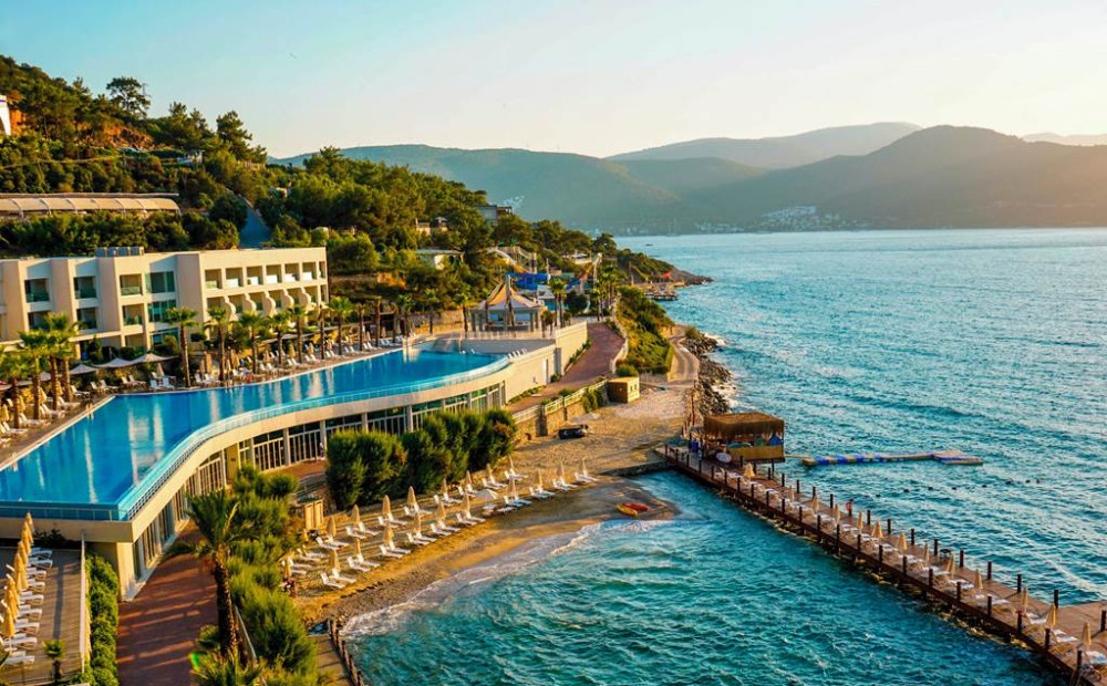 Blue Dreams Resort  Spa