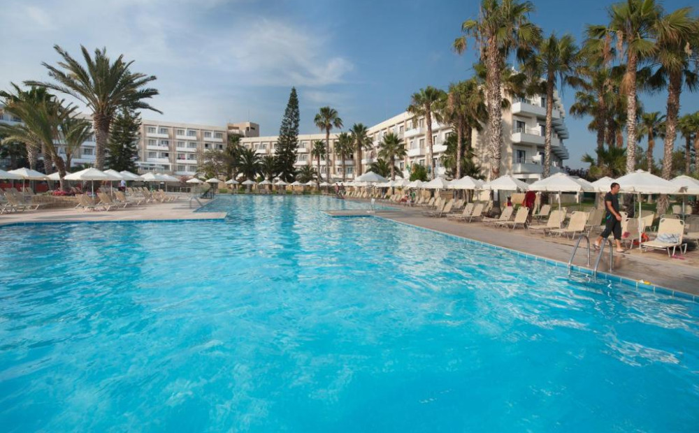 Louis Phaethon Beach